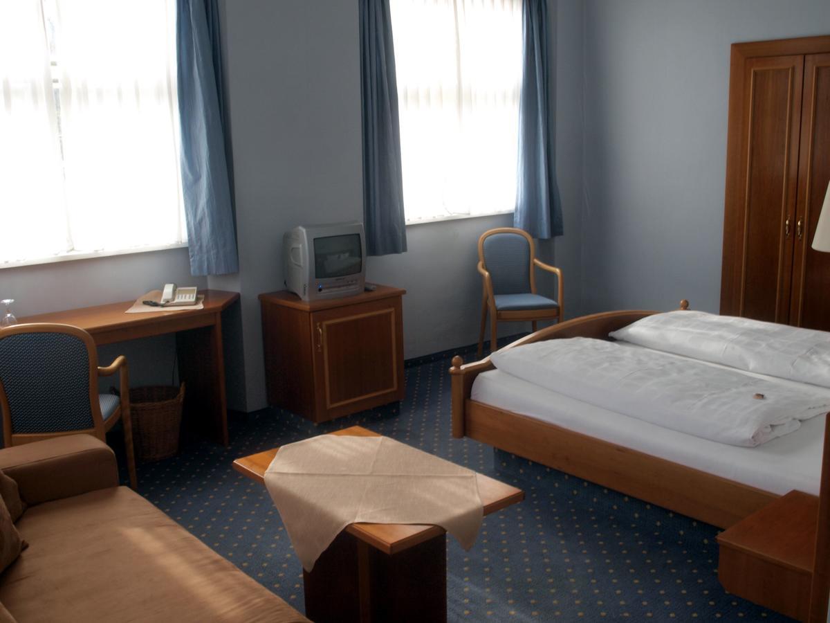 Markgraeflich Badischer Gasthof Schwanen Salem  Εξωτερικό φωτογραφία